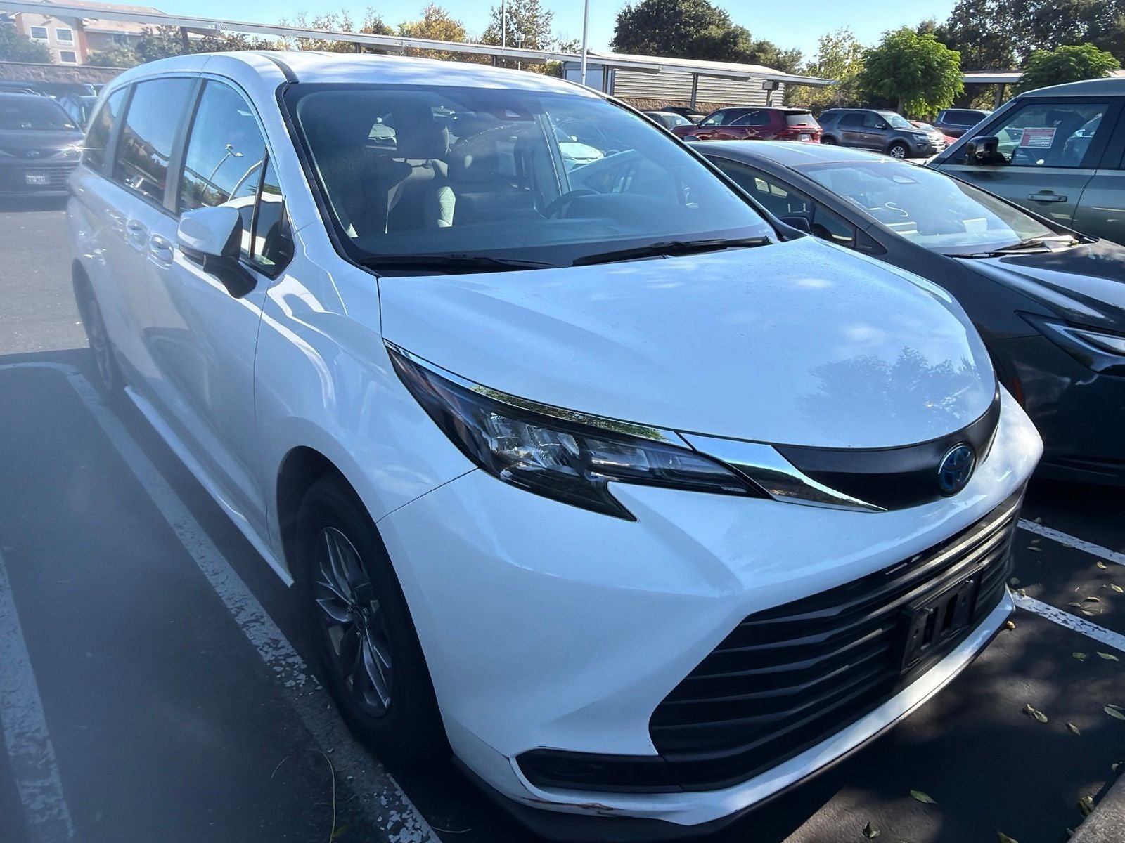 2024 Toyota Sienna LE 8 Passenger