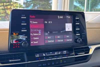 2024 Toyota Sienna LE 8 Passenger