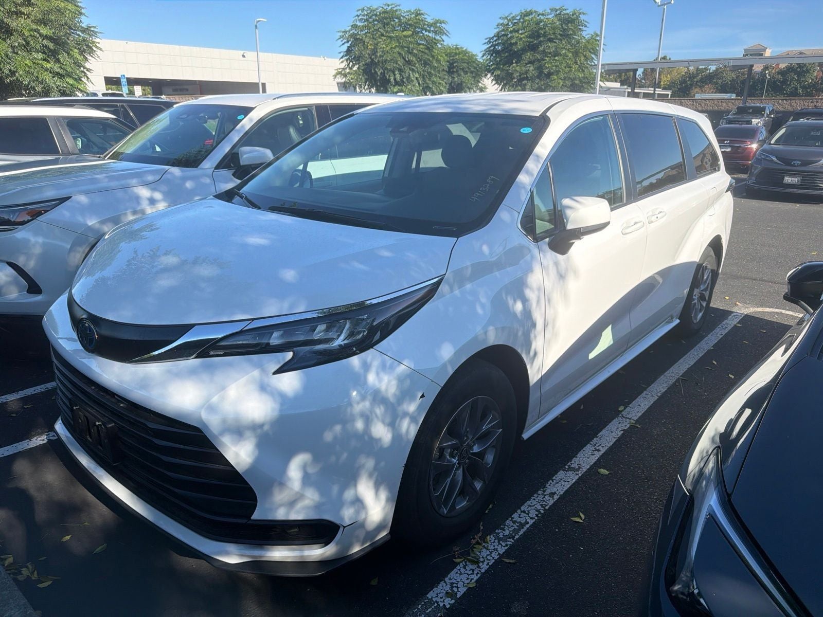 2024 Toyota Sienna LE 8 Passenger