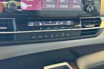 2024 Toyota Sienna LE 8 Passenger