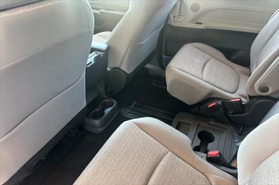 2024 Toyota Sienna LE 8 Passenger