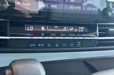 2024 Toyota Sienna LE 8 Passenger