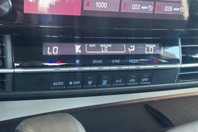 2024 Toyota Sienna LE 8 Passenger