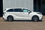 2024 Toyota Sienna LE 8 Passenger