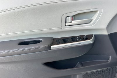 2024 Toyota Sienna LE 8 Passenger