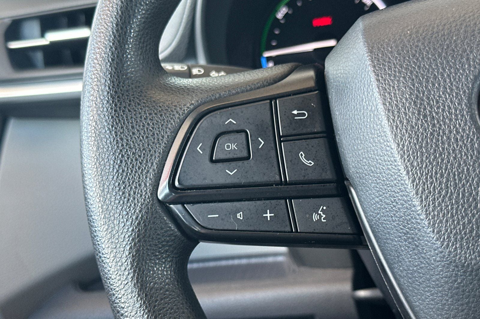 2024 Toyota Sienna LE 8 Passenger