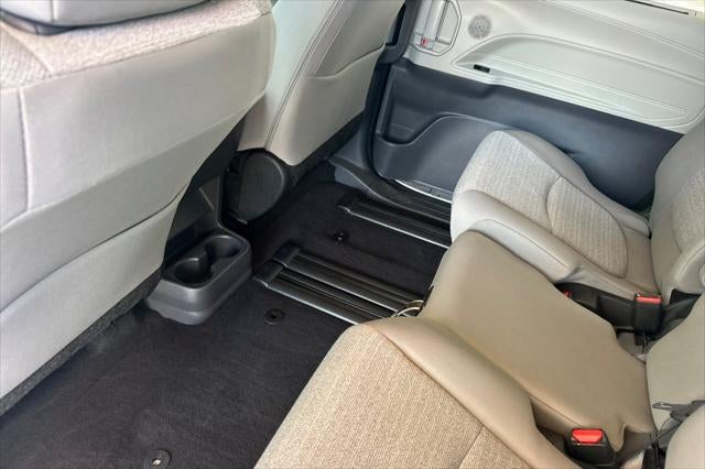 2024 Toyota Sienna LE 8 Passenger