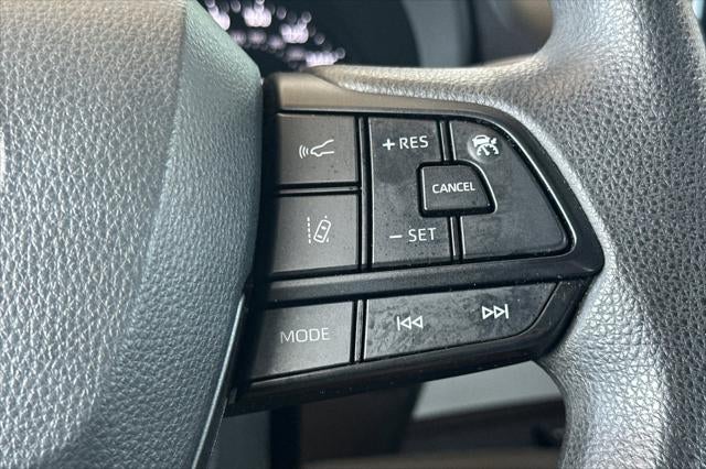 2024 Toyota Sienna LE 8 Passenger