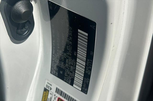 2024 Toyota Sienna LE 8 Passenger