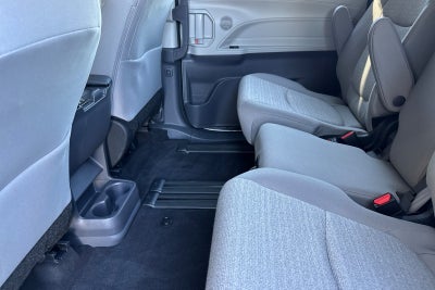 2024 Toyota Sienna LE 8 Passenger