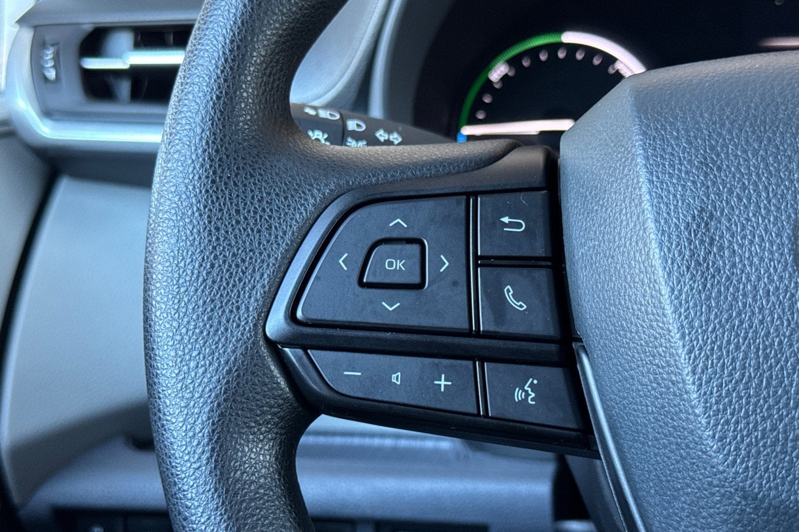 2024 Toyota Sienna LE 8 Passenger