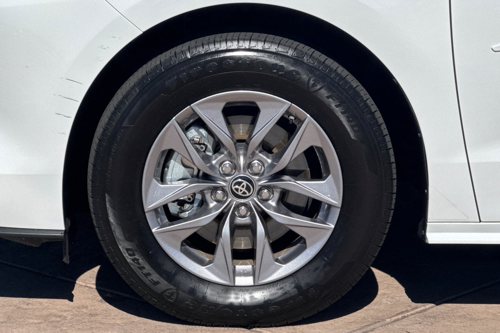 2024 Toyota Sienna LE 8 Passenger