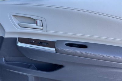 2024 Toyota Sienna LE 8 Passenger