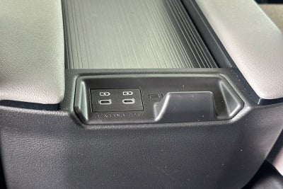 2025 Toyota Sienna LE 8 Passenger