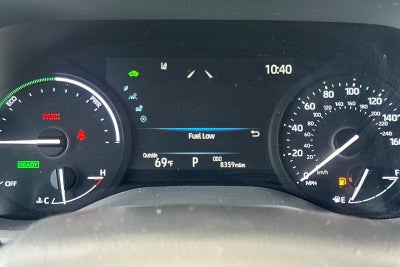2025 Toyota Sienna LE 8 Passenger