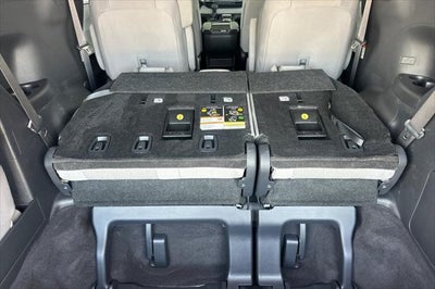 2025 Toyota Sienna LE 8 Passenger