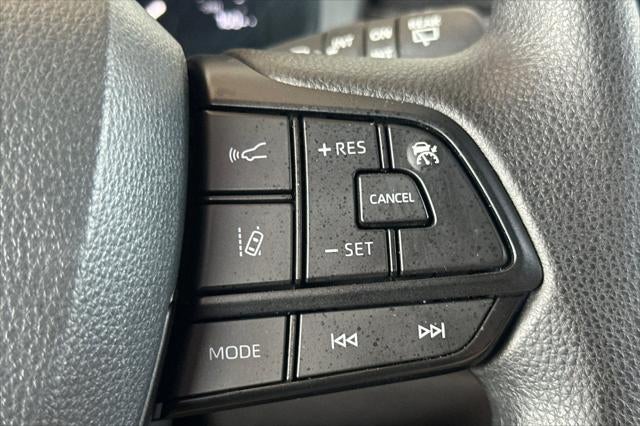 2025 Toyota Sienna LE 8 Passenger