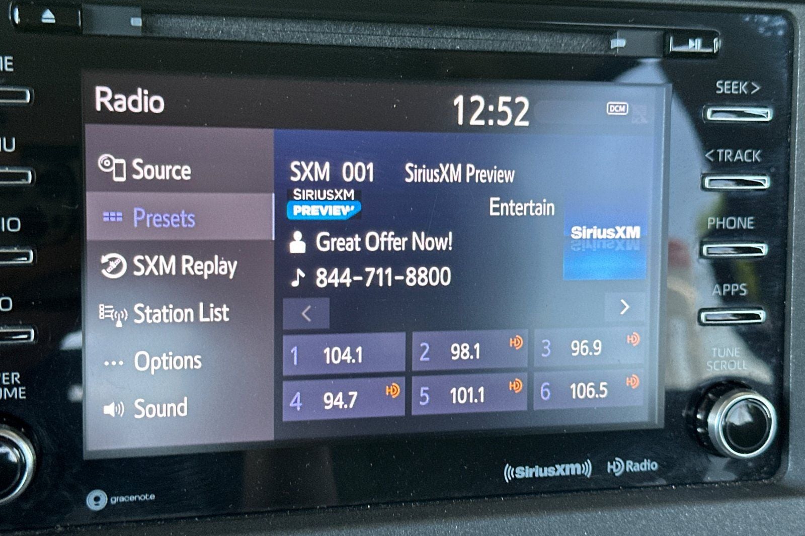 2018 Toyota Sienna LE 8 Passenger
