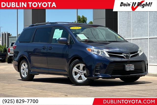 2018 Toyota Sienna LE 8 Passenger