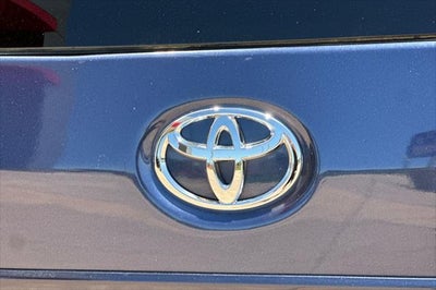 2018 Toyota Sienna LE 8 Passenger