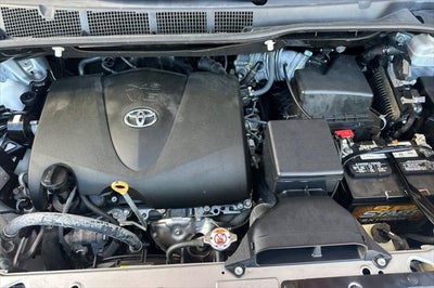 2020 Toyota Sienna LE 8 Passenger