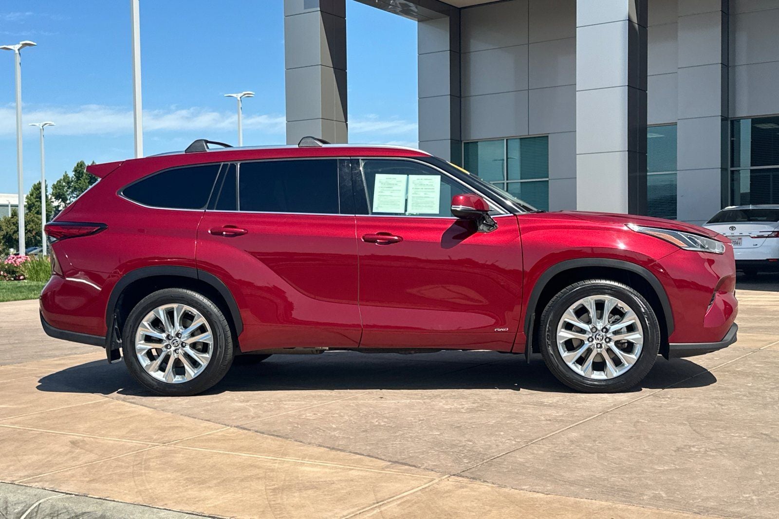 2022 Toyota Highlander Hybrid Limited