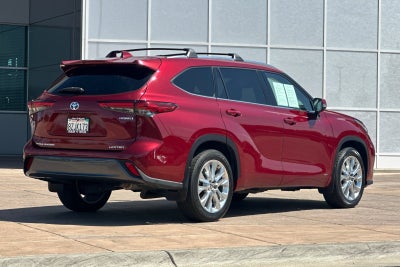 2022 Toyota Highlander Hybrid Limited