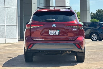 2022 Toyota Highlander Hybrid Limited