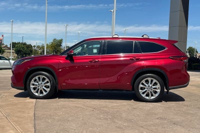2022 Toyota Highlander Hybrid Limited