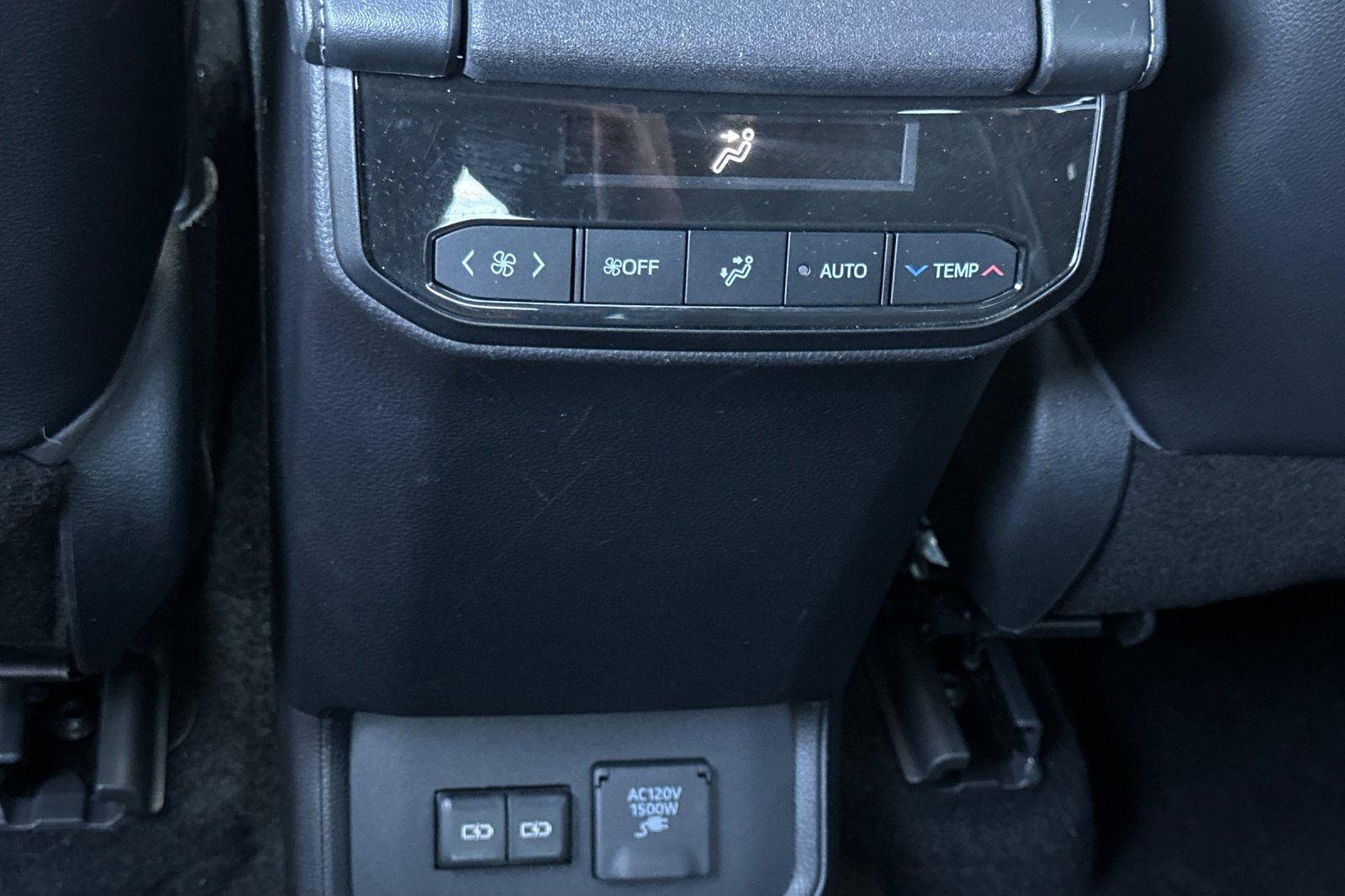 2022 Toyota Highlander Hybrid Limited