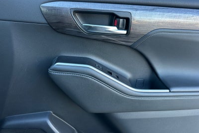 2022 Toyota Highlander Hybrid Limited