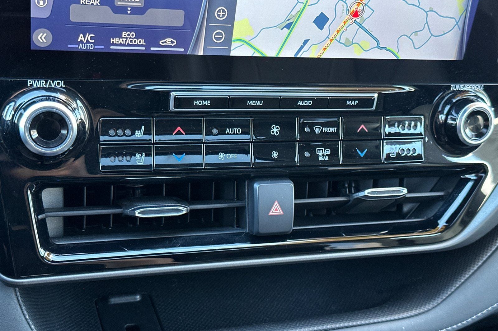 2022 Toyota Highlander Hybrid Limited