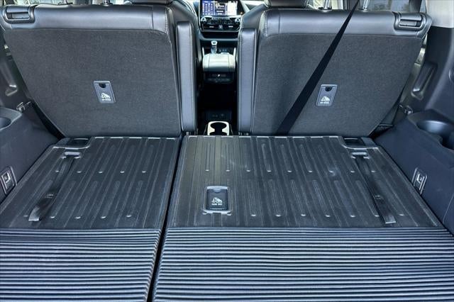 2022 Toyota Highlander Hybrid Limited