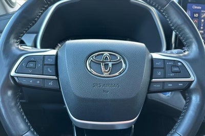 2022 Toyota Highlander Hybrid Limited