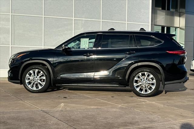 2022 Toyota Highlander Hybrid Limited