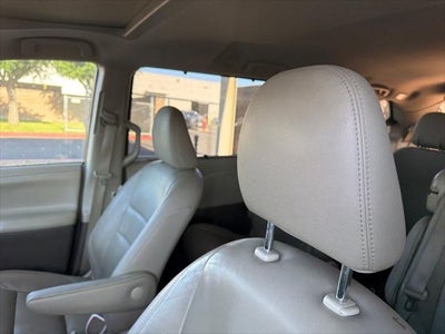 2016 Toyota Sienna XLE 8 Passenger