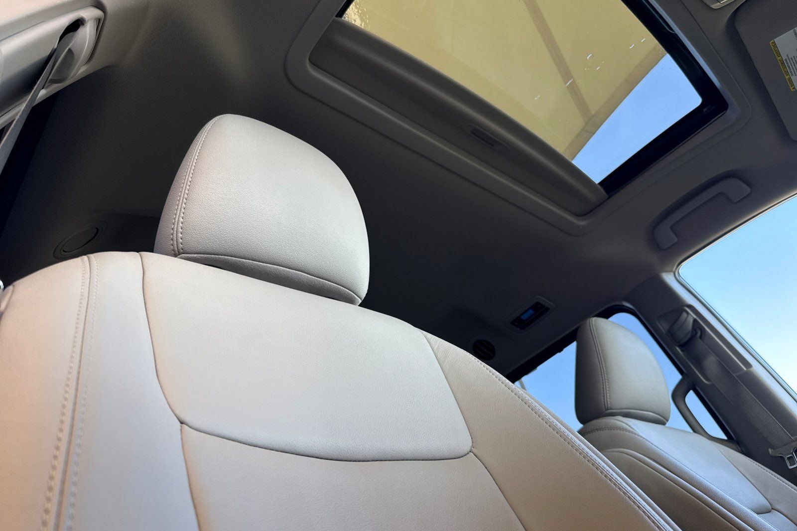 2015 Toyota Sienna XLE 8 Passenger