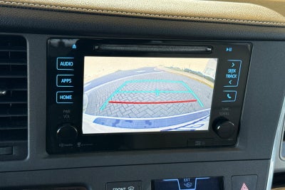 2015 Toyota Sienna XLE 8 Passenger