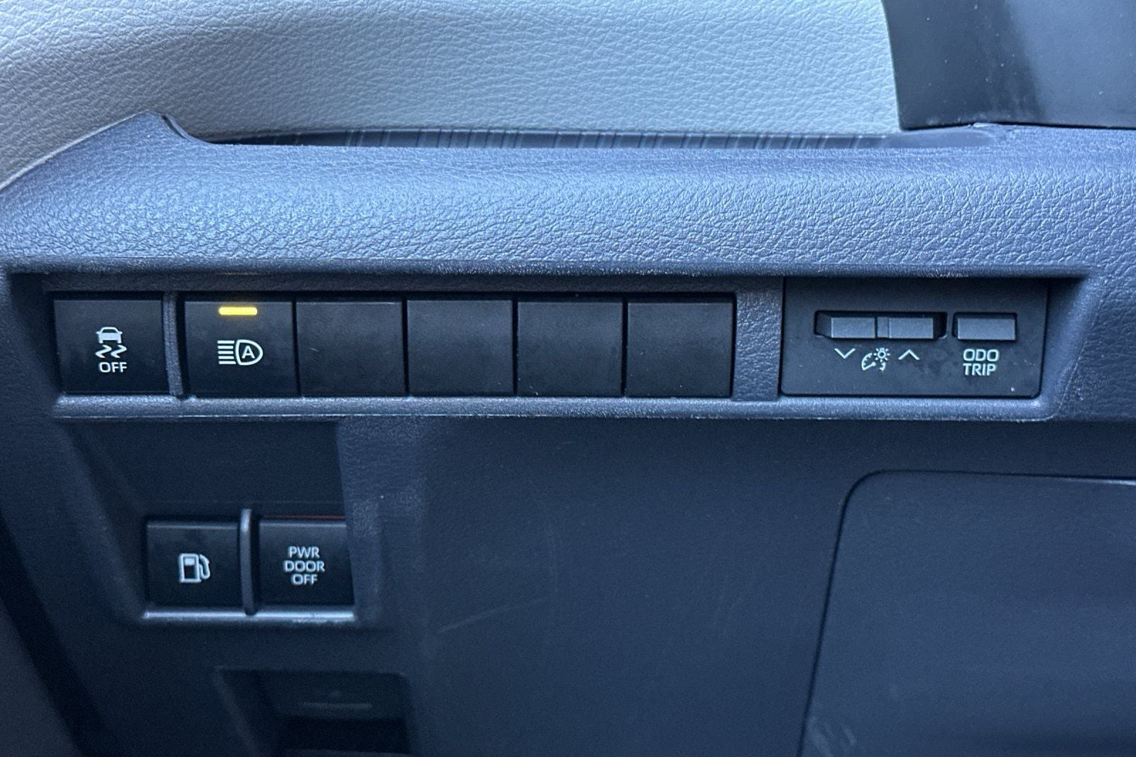 2022 Toyota Sienna XLE 8 Passenger