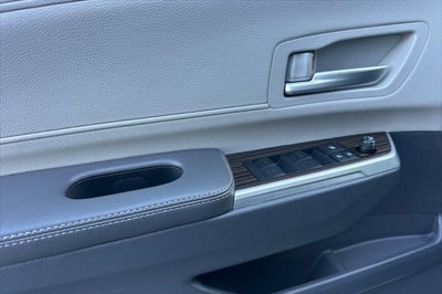 2022 Toyota Sienna XLE 8 Passenger