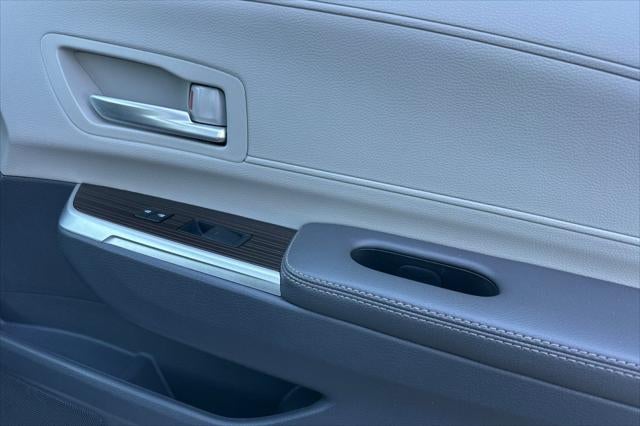 2022 Toyota Sienna XLE 8 Passenger