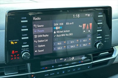 2022 Toyota Sienna XLE 8 Passenger