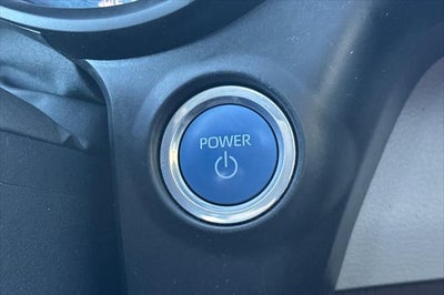 2022 Toyota Sienna XLE 8 Passenger