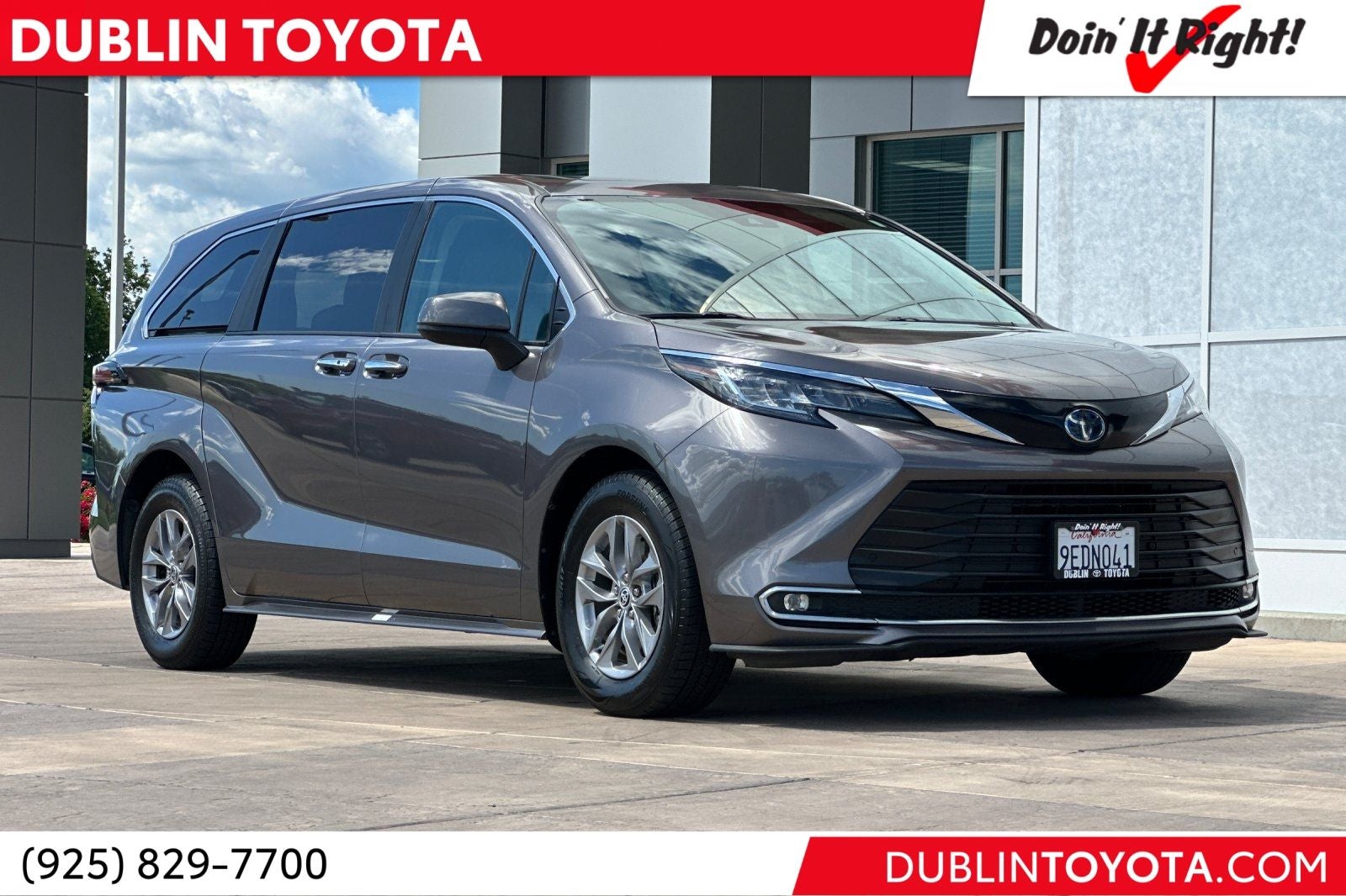 2022 Toyota Sienna XLE 8 Passenger