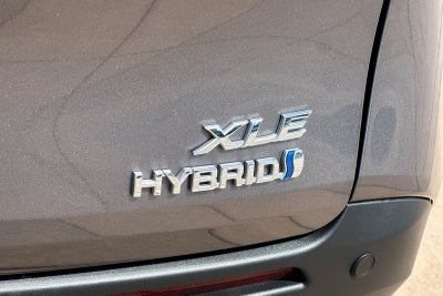 2022 Toyota Sienna XLE 8 Passenger