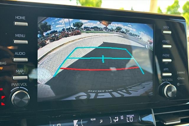 2022 Toyota Sienna XLE 8 Passenger