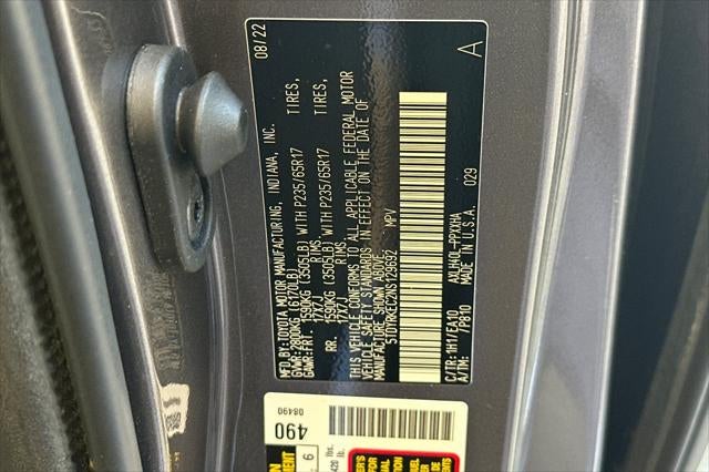 2022 Toyota Sienna XLE 8 Passenger