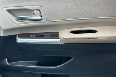 2024 Toyota Sienna XLE 8 Passenger