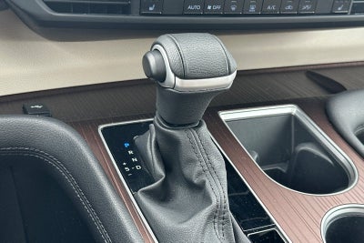 2024 Toyota Sienna XLE 8 Passenger