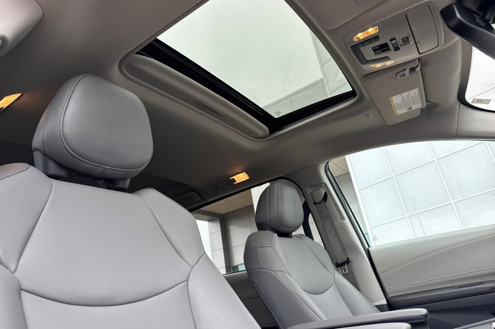 2024 Toyota Sienna XLE 8 Passenger